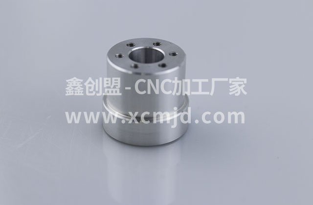 分析CNC加工精密五金零件加工中彎曲時坯件孔的位置變化問題？